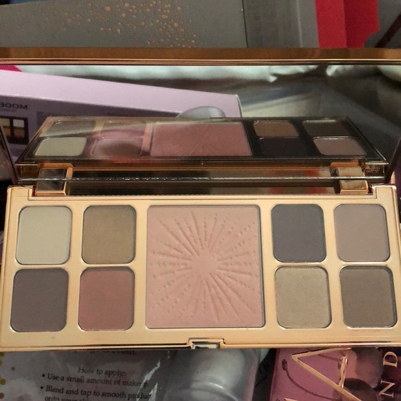 Laura Mercier Eyes and Cheek Palette - Picture 2 of 2